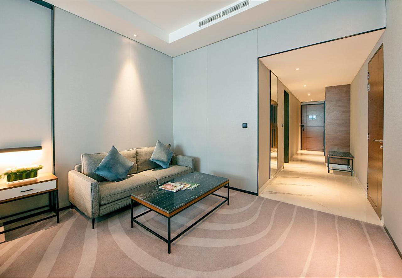 Asiana Grand Hotel Dubaï Extérieur photo A room at the hotel